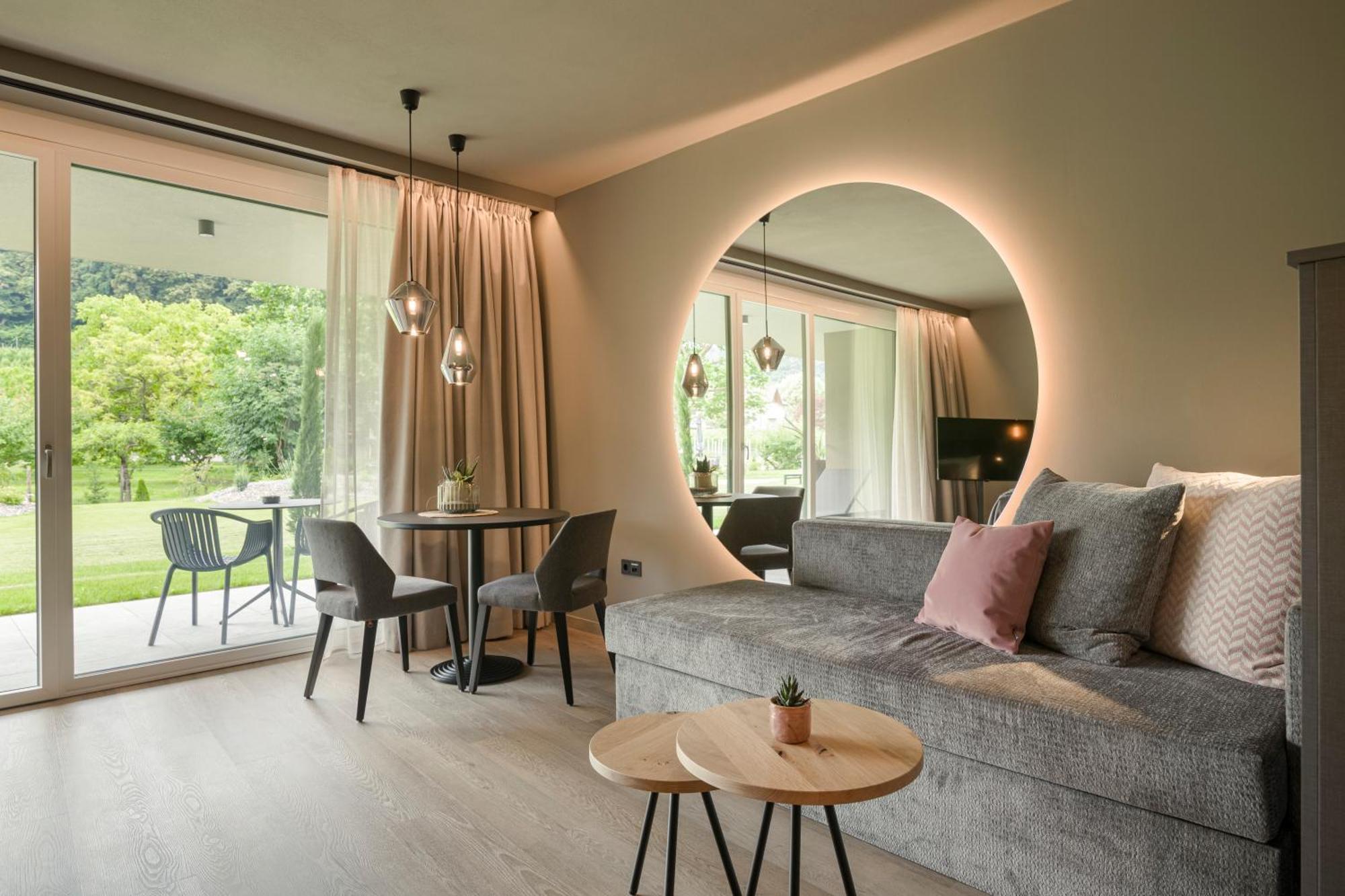 Belia Lofts - Adults Only - Apartments アッピアーノ・スッラ・ストラーダ・デル・ヴィーノ エクステリア 写真