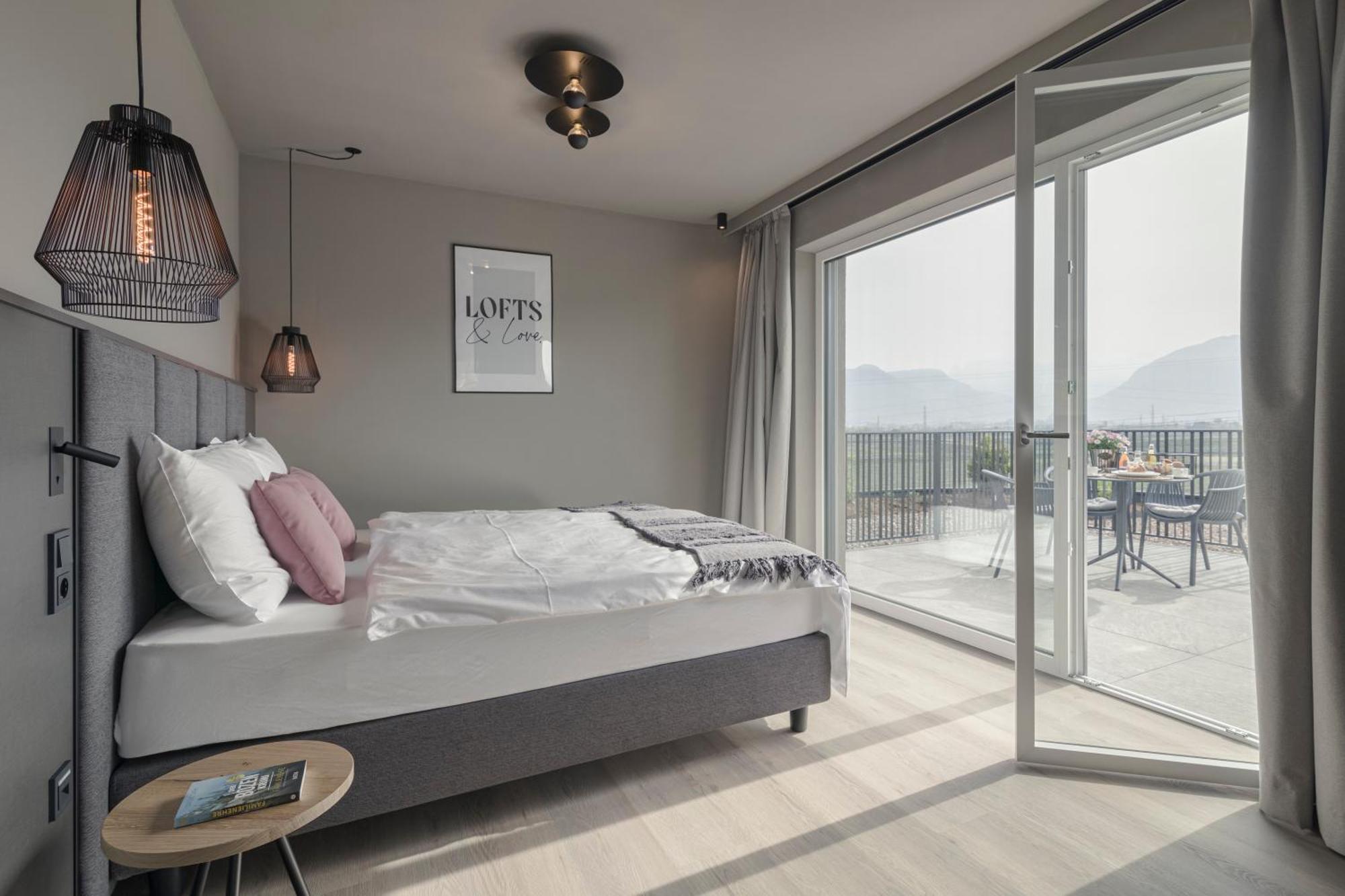 Belia Lofts - Adults Only - Apartments アッピアーノ・スッラ・ストラーダ・デル・ヴィーノ エクステリア 写真
