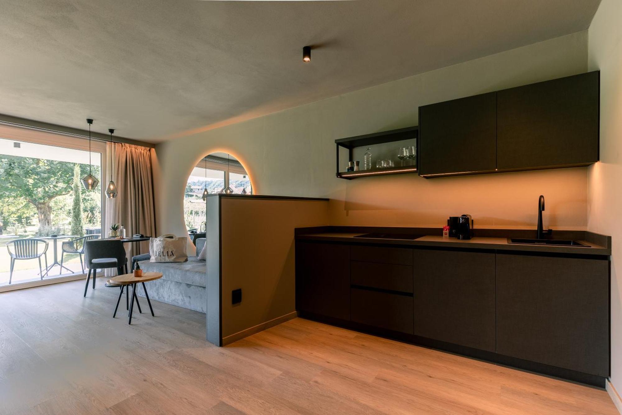 Belia Lofts - Adults Only - Apartments アッピアーノ・スッラ・ストラーダ・デル・ヴィーノ 部屋 写真